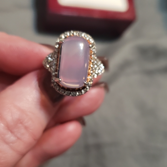 Ladies fashion purple stone ring.  New - Picture 8 of 12